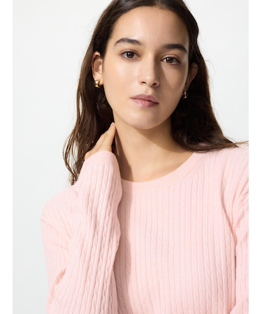 ミニケーブルクルーネックセーター