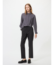 感動スリムパンツ