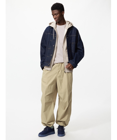 パラシュートパンツ