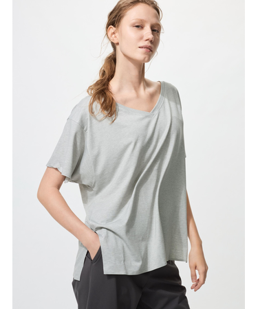 エアリズムリラックスVネックT