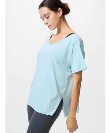 エアリズムリラックスVネックT