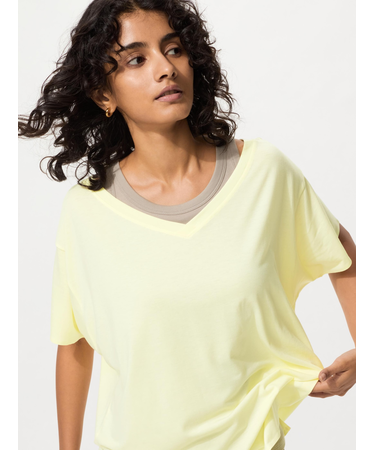 エアリズムリラックスVネックT