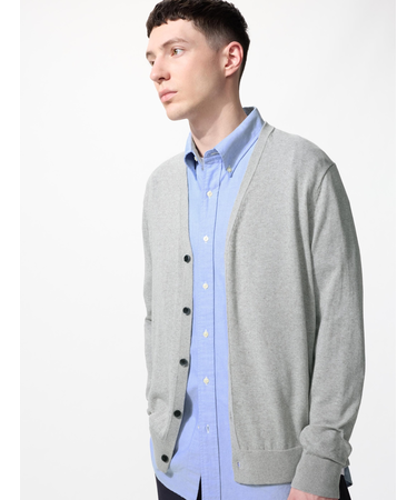 ニットVネックカーディガン