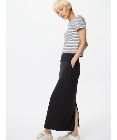 クレープジャージーナロースカート