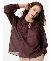 ライトコットンシャーリングブラウス/プリント