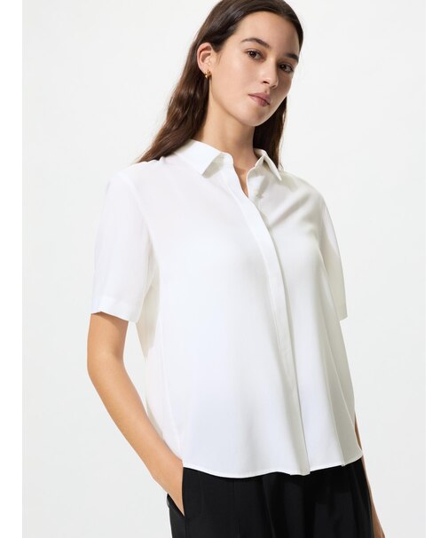 レーヨンブラウス