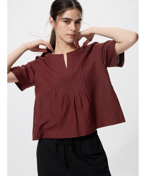 リネンブレンドキーネックブラウス