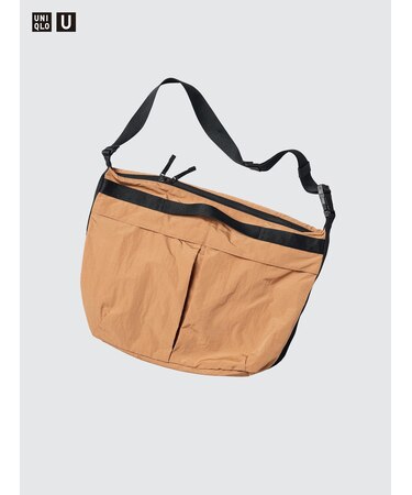 パッカブルショルダーバッグ