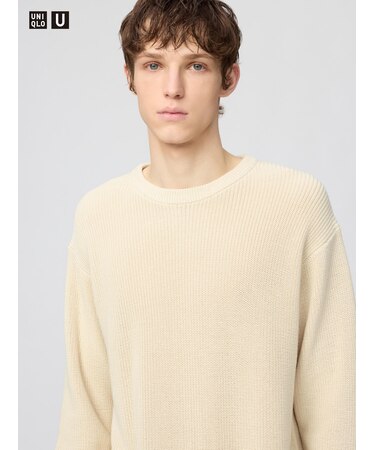 クルーネックセーター