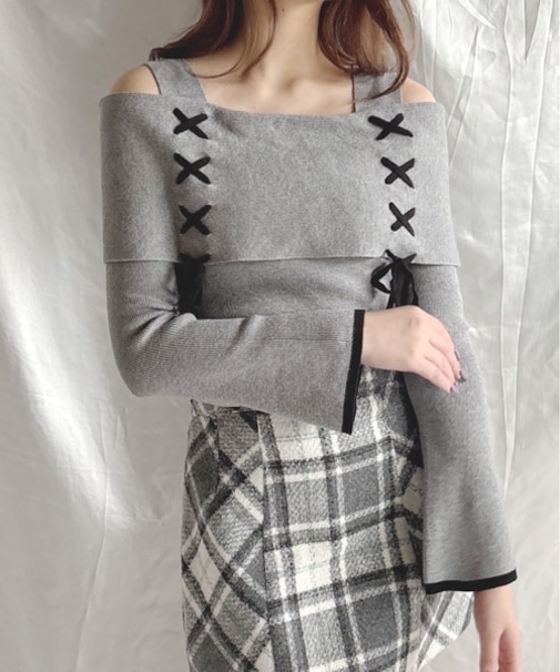 レーシングオフショルニット