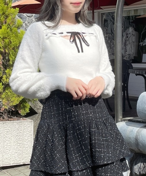 フロントアキリボンニット