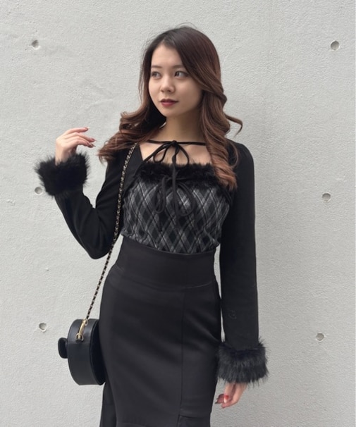 ファー付きボレロ風トップス