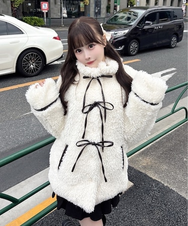 リボンボアジャケット