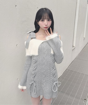 オフショルニットワンピース