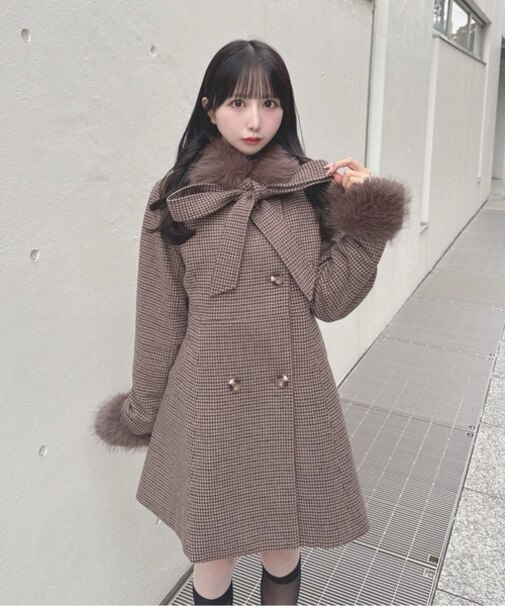 ボウタイウールコート