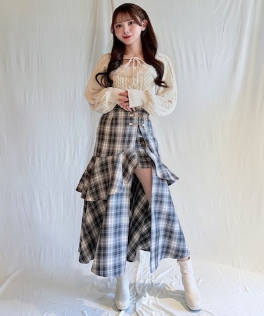 ビットラッフルスリットスカート