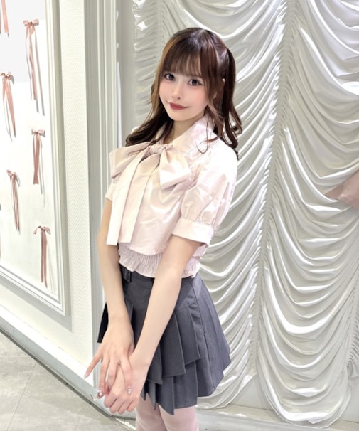 リボンレイヤードブラウス