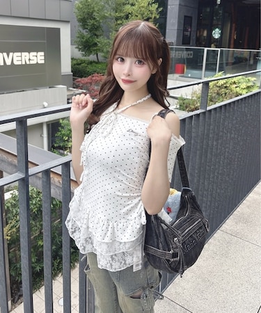 ペプラムチョーカートップス