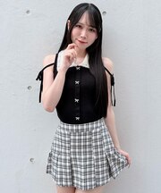 ビジューカラーニットトップス