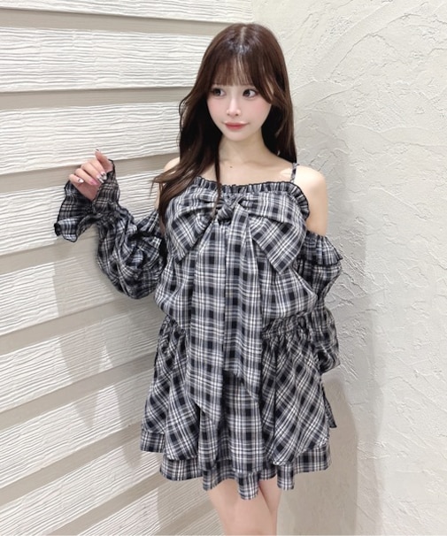 リボンペプラムワンピース