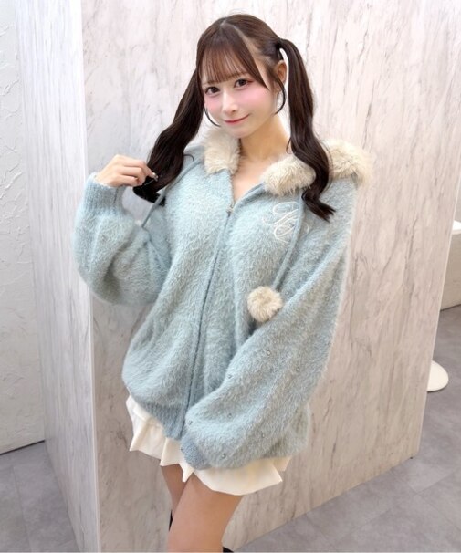 ファー付きニットパーカー