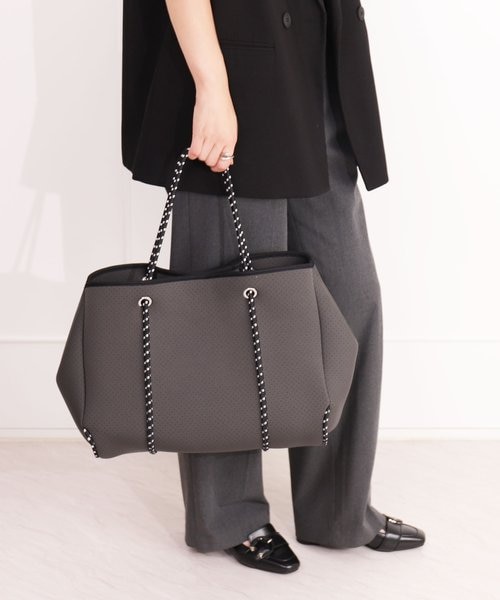 A4対応ネオプレンビッグトート｜アルテミスバイダイアナの通販｜&mall