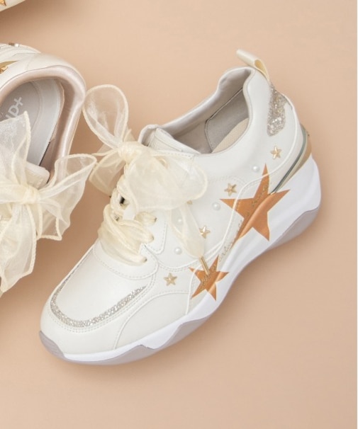 【数量限定 Christmas Edition】6cm台ヒールアップスニーカー