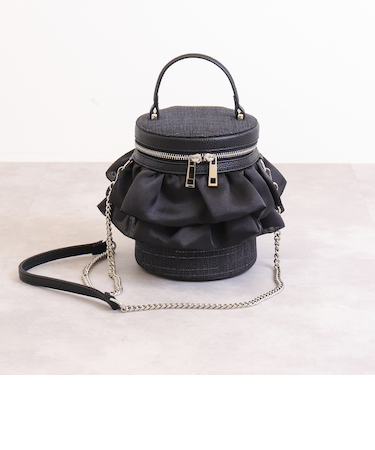 チェーンストラップ付属2WAY　フリルバニティバッグ