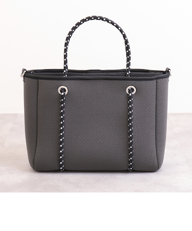 ポーチ付き　ショルダーベルト付属2WAYネオプレントートバッグ