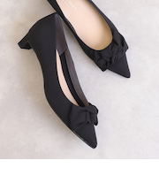 ビッグリボン　ポインテッドトゥパンプス