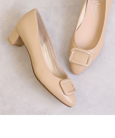 バックル付きソフトラウンドトゥパンプス