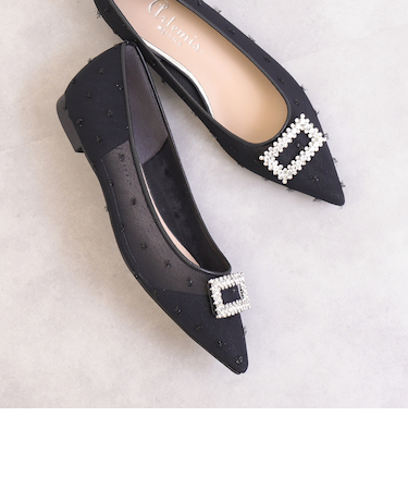 ビジューバックル　フラットパンプス