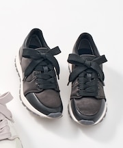 ビジュー付きサテンスニーカー