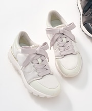 ビジュー付きサテンスニーカー