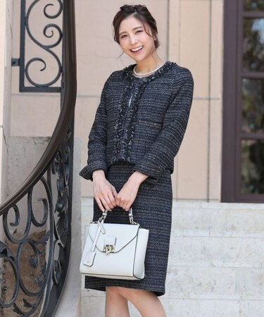 ジャケットとワンピースのフォーマルスーツ2点セット