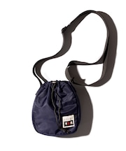 ドローストリングバッグ