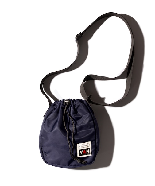 ドローストリングバッグ