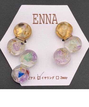 アシンメトリーイヤリング