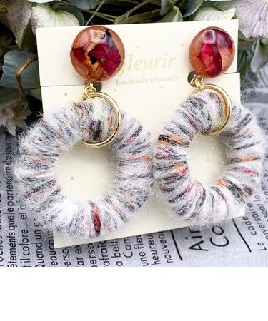 毛糸リングイヤリング