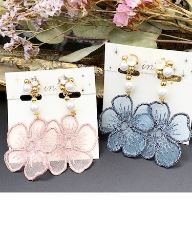 キラキラレースフラワーイヤリング