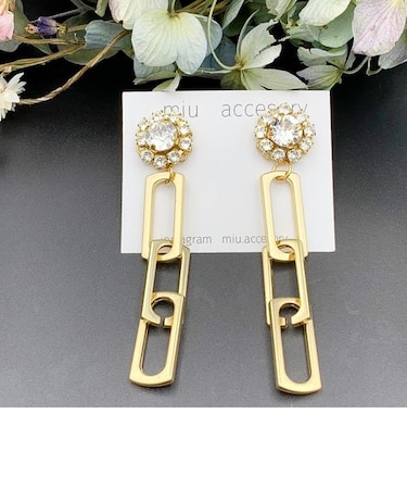 キラキラビジュートリプルゴールドピアス
