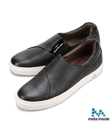 履くだけで『疲労回復』 madrasリカバリーシューズ　metaインソール 搭載 柔靭で軽快なスリッポンスニーカー　M506MT