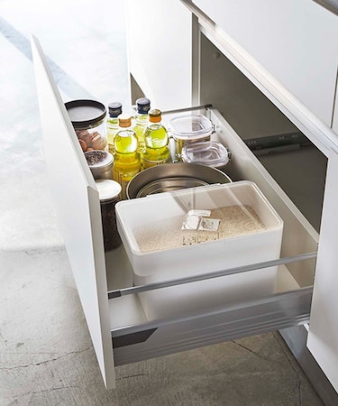 密閉 シンク下米びつ 5kg 計量カップ付 | tower