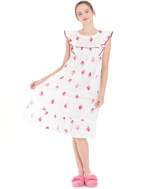 コットンダブルガーゼいちごノースリーブワンピース ネグリジェ　ルームウェア　ストロベリー　大人可愛い　綿100％　お肌に優しい