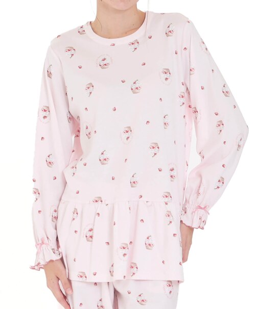 コットンスムースいちごタルトペプラムパジャマ　セットアップ　ルームウェア　ストロベリー　大人可愛い　やわらか　綿100％　お肌に優しい