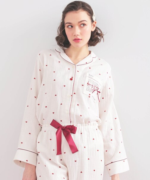 シュークリームガーゼ(R)プティーハートテーラードパジャマ 上下セット 部屋着 ルームウェア 綿100％ お肌に優しい やわらか 着心地がいい ハート柄 大人かわいい 秋冬