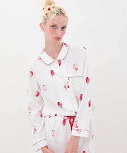 コットンスムースいちごシャツパジャマ 上下セット ルームウェア 部屋着 綿100％ お肌に優しい やわらか 着心地がいい いちご柄 上品 大人可愛い かわいい おしゃれ