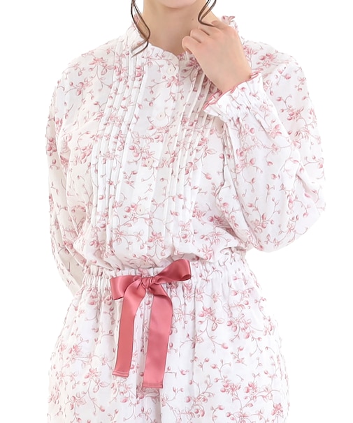 40/ダブルガーゼプティフレーズピンタックパジャマ 上下セット ルームウェア 部屋着 綿100％ お肌に優しい やわらか 着心地がいい いちご 上品 大人可愛い かわいい おしゃれ