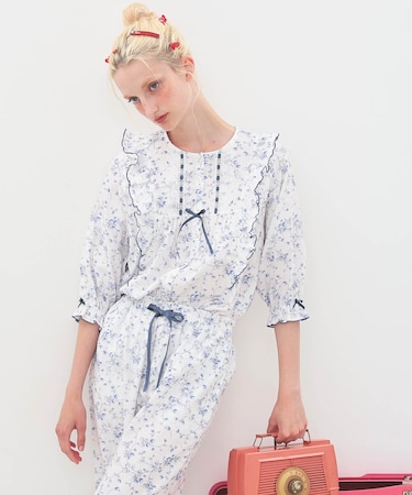 40/ダブルガーゼプティフレーズフリル7分袖パジャマ 上下セット ルームウェア 部屋着 綿100％ お肌に優しい やわらか 着心地がいい いちご リボン 上品 大人可愛い かわいい おしゃれ