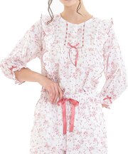 40/ダブルガーゼプティフレーズフリル7分袖パジャマ 上下セット ルームウェア 部屋着 綿100％ お肌に優しい やわらか 着心地がいい いちご リボン 上品 大人可愛い かわいい おしゃれ